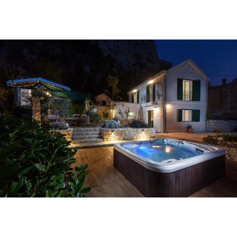 Villa Dama in Makarska, Whirlpool