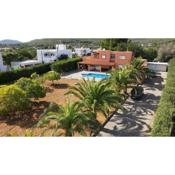 Villa KM2 lovely villa located just outside of Sa Carroca a 5 minute drive from Playa den Bossa