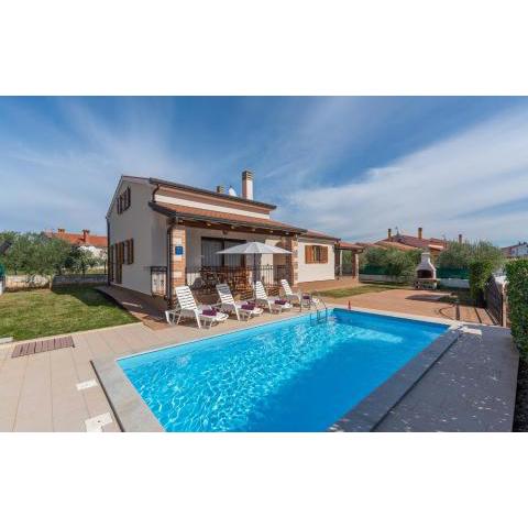 Villa Leonie with Private Pool