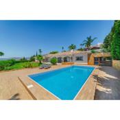 Villa Mimosa sleeps 8 with Guest house.