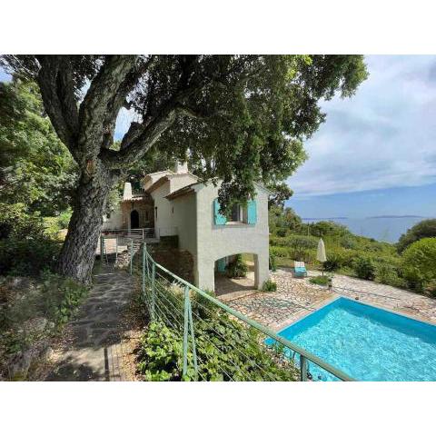 Villa „Sorbier“ mit Pool/ Meerblick an Côte d’Azur