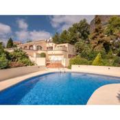 Villa with unique location, private swimming pool, terraces, views of Javea