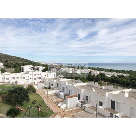 VISTAS AL MAR, PISCINA Y GARAJE INCLUIDO