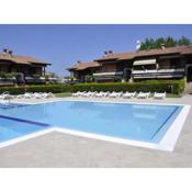 Well decorated Holiday Home with Swimming Pool in Lazise