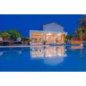 White Collection Villas & Suites - Pnoe Villa